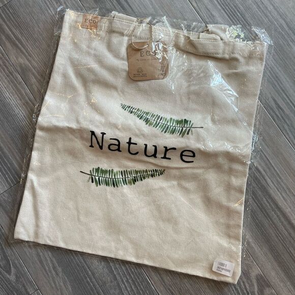 NWT Canvas shopping tote - Picture 1 of 2